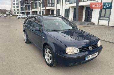 Універсал Volkswagen Golf 2002 в Рівному