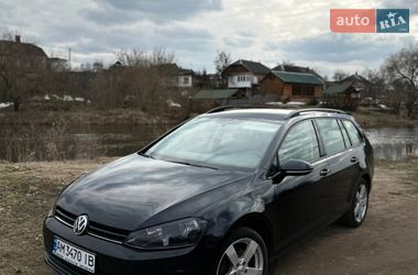 Универсал Volkswagen Golf 2014 в Коростене