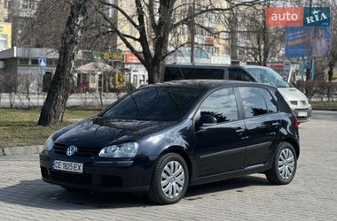 Хэтчбек Volkswagen Golf 2005 в Черновцах