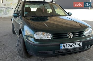 Хетчбек Volkswagen Golf 2001 в Броварах