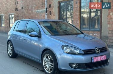 Хэтчбек Volkswagen Golf 2009 в Черновцах
