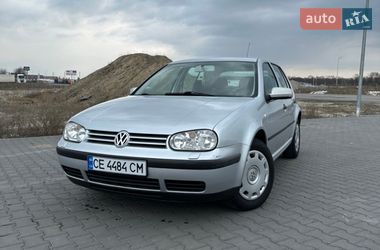 Хэтчбек Volkswagen Golf 2001 в Черновцах