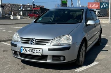 Хэтчбек Volkswagen Golf 2004 в Киеве