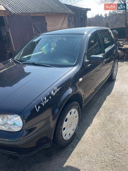 Хэтчбек Volkswagen Golf 2001 в Коростышеве
