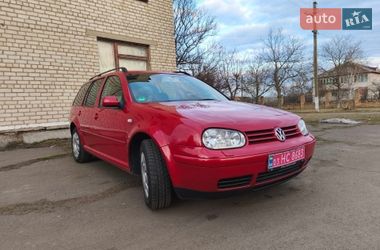 Универсал Volkswagen Golf 2003 в Радомышле