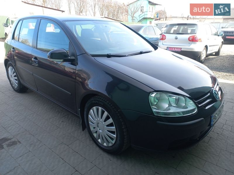 Volkswagen Golf 2004