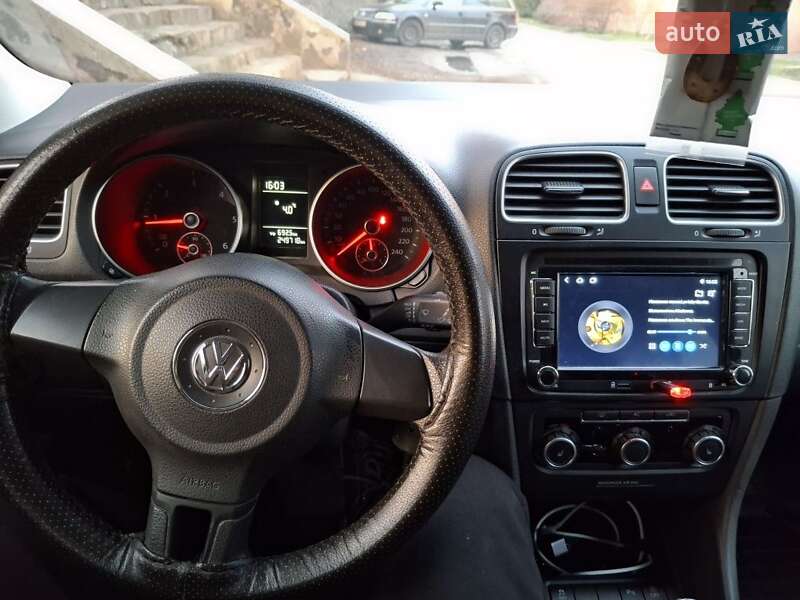 Volkswagen Golf 2011