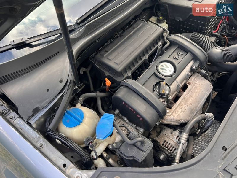 Хэтчбек Volkswagen Golf 2006 в Бердичеве