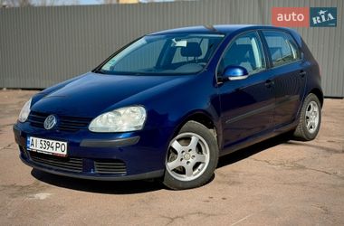 Хетчбек Volkswagen Golf 2004 в Києві
