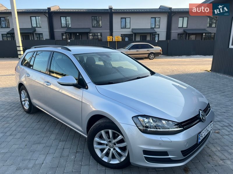 Универсал Volkswagen Golf 2015 в Львове