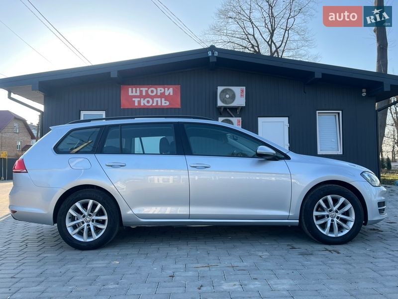 Универсал Volkswagen Golf 2015 в Львове