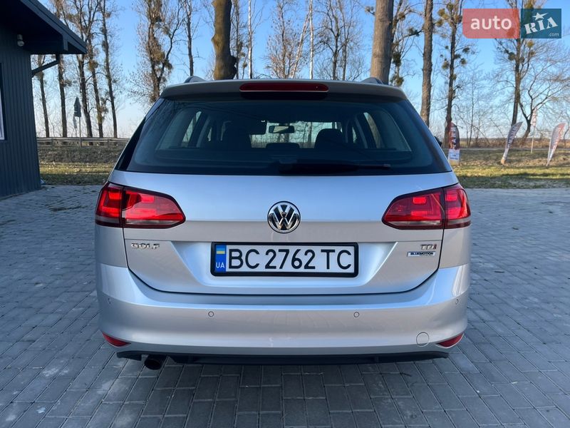 Универсал Volkswagen Golf 2015 в Львове