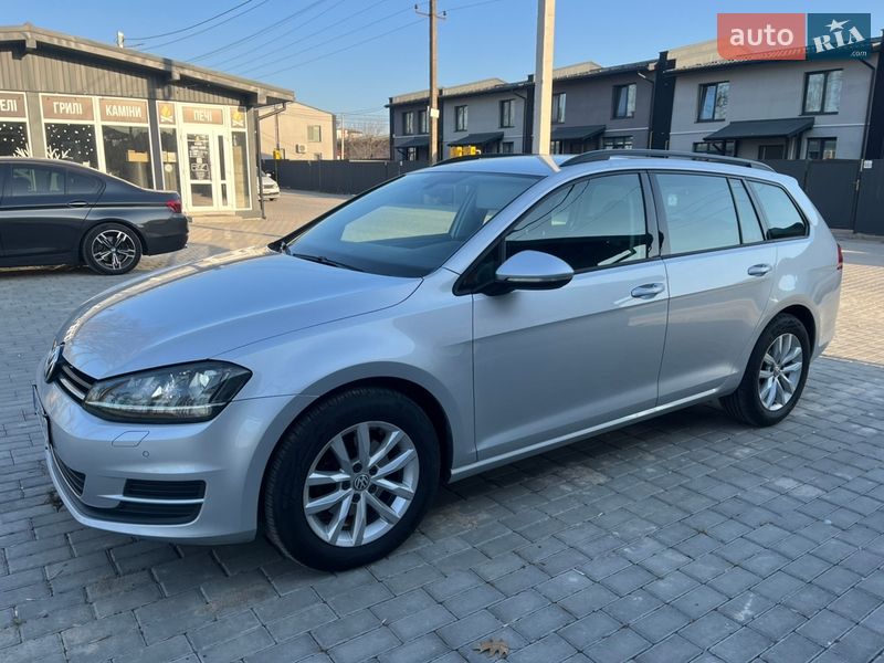 Универсал Volkswagen Golf 2015 в Львове