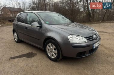 Хетчбек Volkswagen Golf 2004 в Тульчині