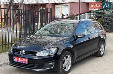 Универсал Volkswagen Golf 2015 в Киеве