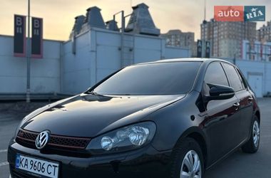 Хетчбек Volkswagen Golf 2009 в Києві