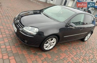 Хэтчбек Volkswagen Golf 2006 в Ровно