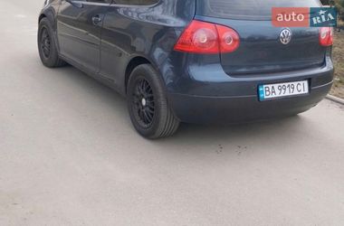 Хэтчбек Volkswagen Golf 2006 в Петрове
