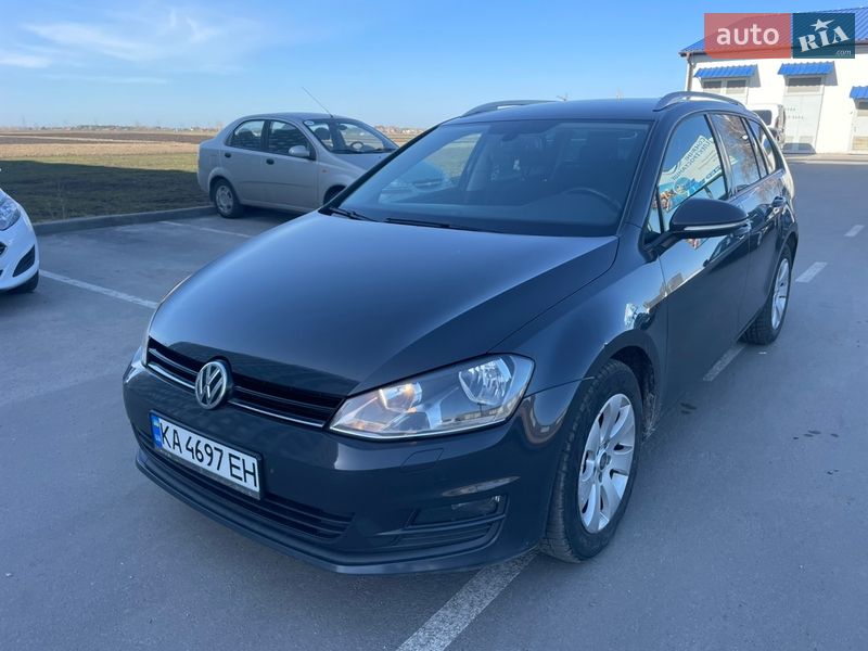 Универсал Volkswagen Golf 2015 в Киеве