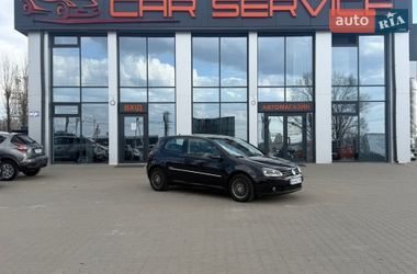 Хетчбек Volkswagen Golf 2008 в Києві