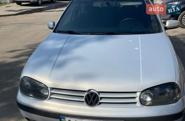 Хетчбек Volkswagen Golf 1998 в Києві