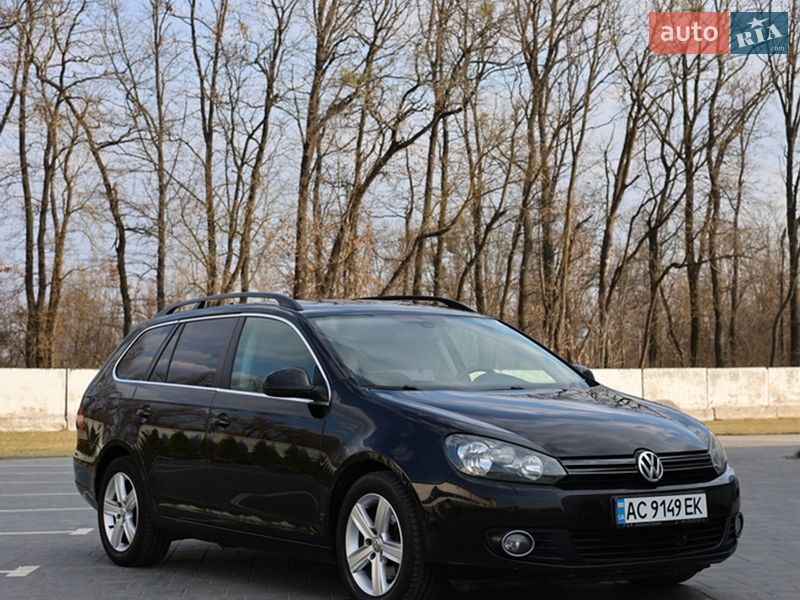 Универсал Volkswagen Golf 2011 в Луцке