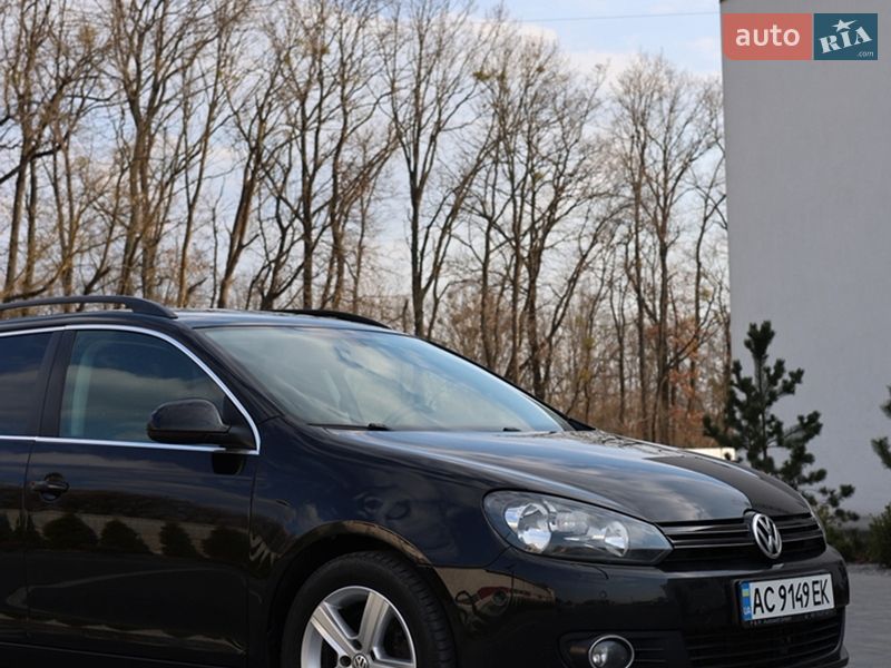 Универсал Volkswagen Golf 2011 в Луцке