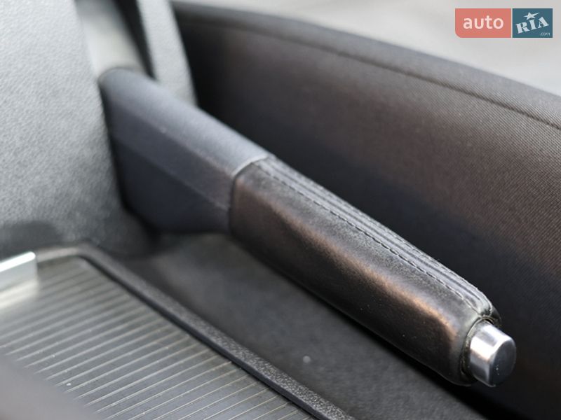 Универсал Volkswagen Golf 2011 в Луцке