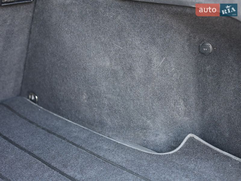 Универсал Volkswagen Golf 2011 в Луцке