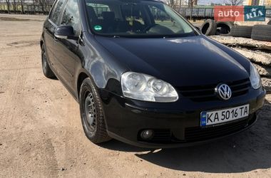 Хэтчбек Volkswagen Golf 2006 в Киеве