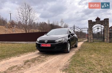 Хэтчбек Volkswagen Golf 2009 в Надворной