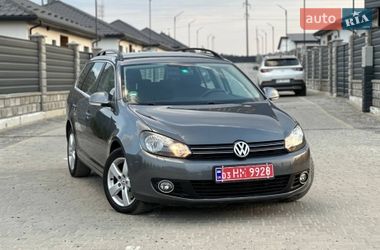 Універсал Volkswagen Golf 2010 в Вараші