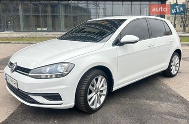 Хетчбек Volkswagen Golf 2020 в Харкові