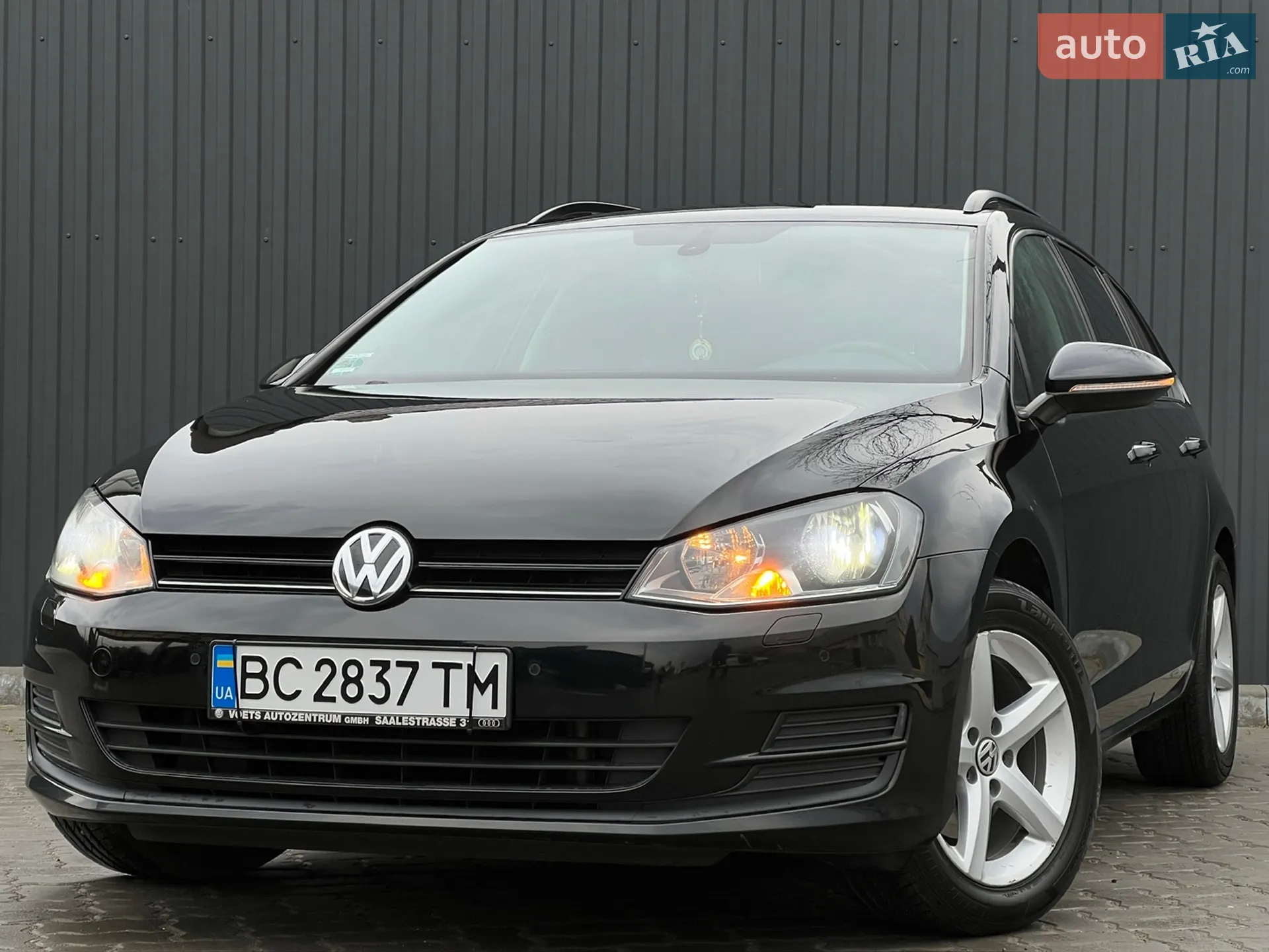 Volkswagen Golf 2015 VIN WVWZZZAUZFP634334 фото оголошення 5 з 96