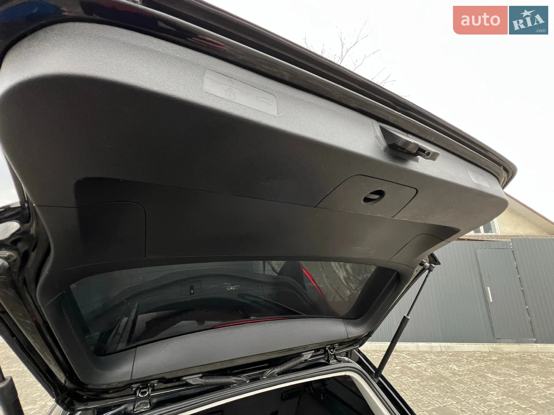 Volkswagen Golf 2015 VIN WVWZZZAUZFP634334 фото оголошення 39 з 96