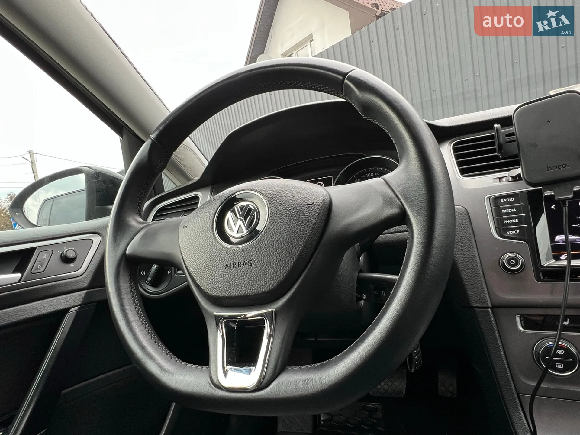 Volkswagen Golf 2015 VIN WVWZZZAUZFP634334 фото оголошення 66 з 96