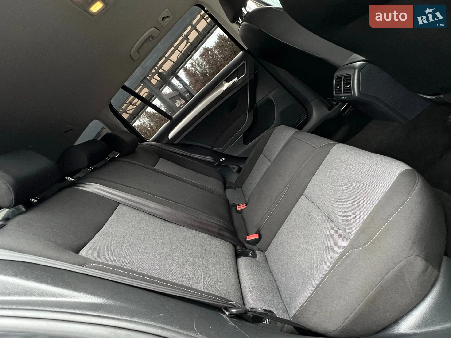 Volkswagen Golf 2015 VIN WVWZZZAUZFP634334 фото оголошення 74 з 96