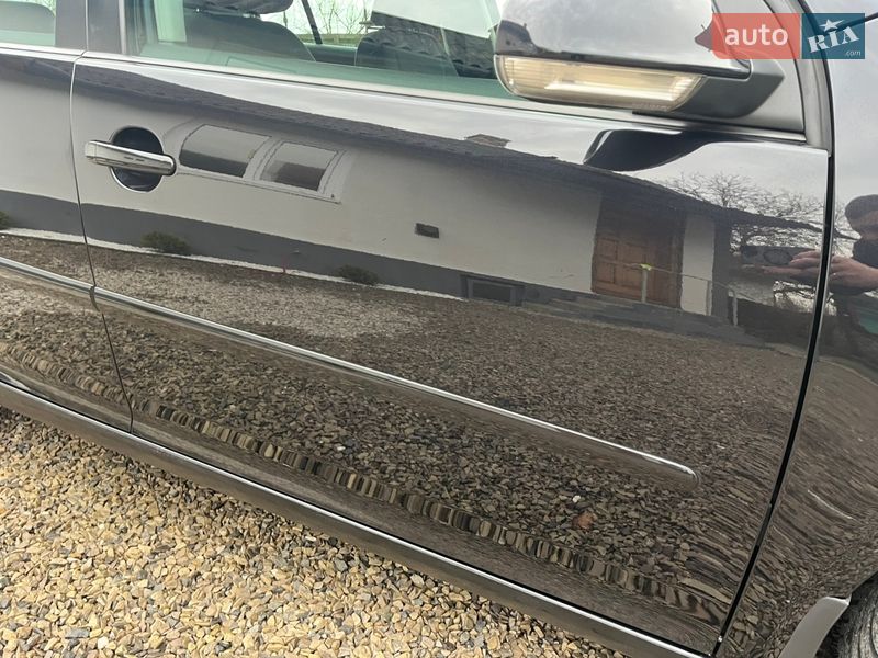 Хэтчбек Volkswagen Golf 2007 в Калуше