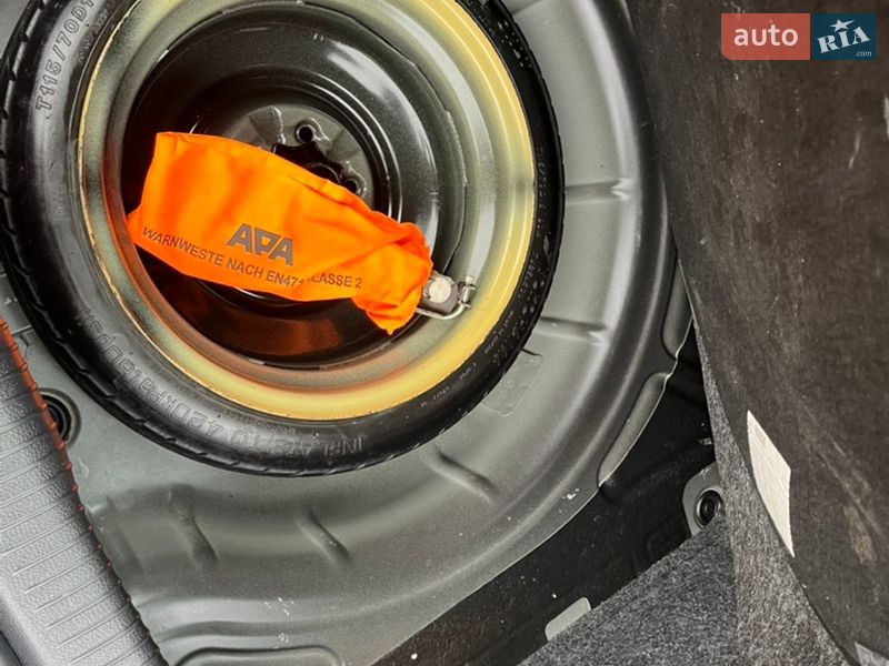 Хэтчбек Volkswagen Golf 2007 в Калуше