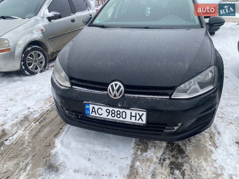 Универсал Volkswagen Golf 2013 в Луцке
