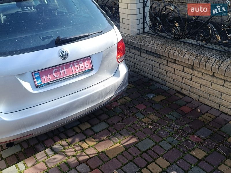 Универсал Volkswagen Golf 2010 в Краснограде