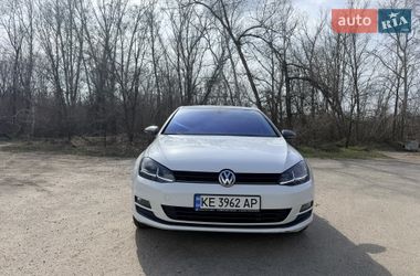 Хэтчбек Volkswagen Golf 2013 в Днепре