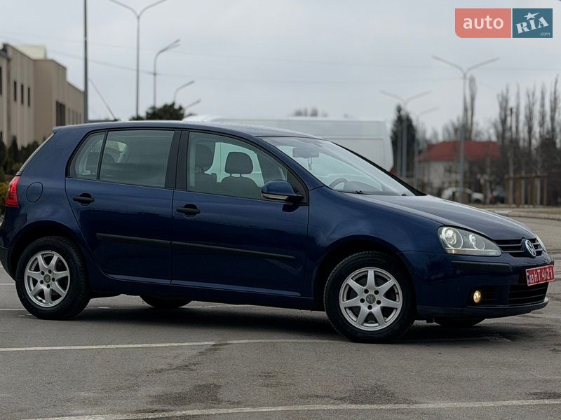 Хэтчбек Volkswagen Golf 2006 в Запорожье