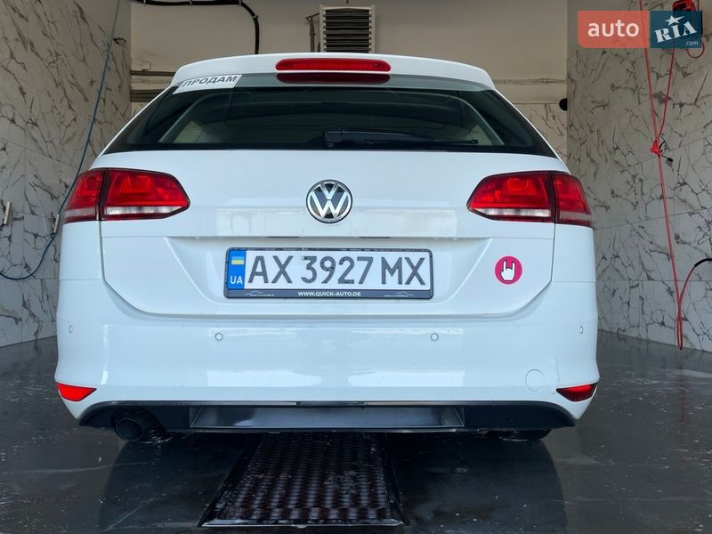 Универсал Volkswagen Golf 2014 в Богодухове