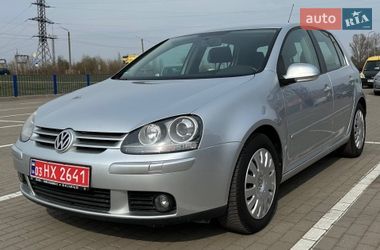Хетчбек Volkswagen Golf 2006 в Нововолинську