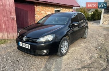 Хетчбек Volkswagen Golf 2009 в Мостиській