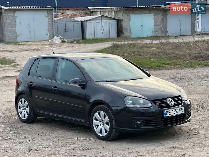 Хэтчбек Volkswagen Golf 2008 в Первомайске