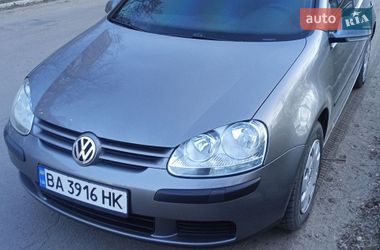 Хетчбек Volkswagen Golf 2004 в Новоукраїнці