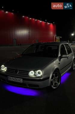 Хетчбек Volkswagen Golf 1999 в Одесі