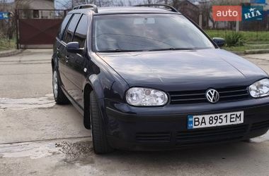 Універсал Volkswagen Golf 2003 в Долинській